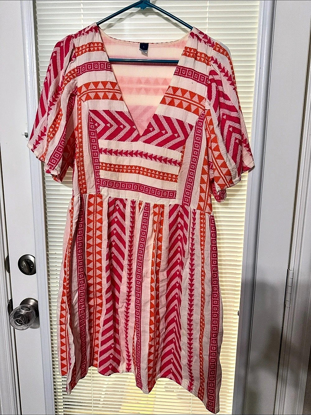 OLD NAVY Geometric Mini Dress in Pink Orange & White Size Large Like New